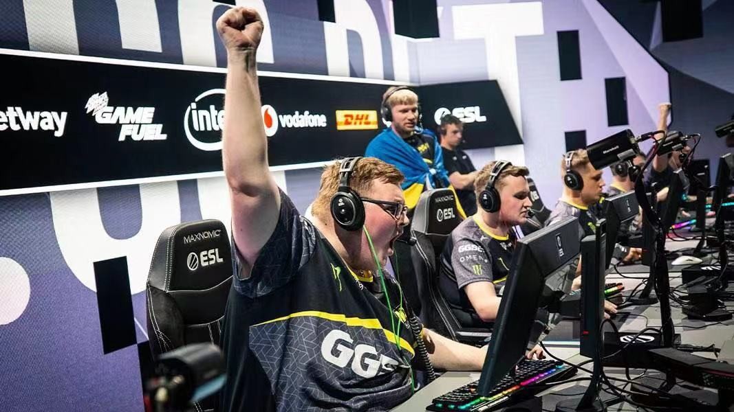 让他成为N 让他成为N