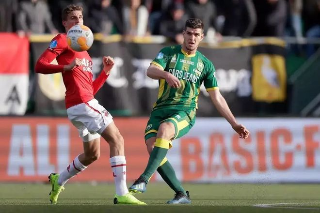 自己在关键 自己在关键