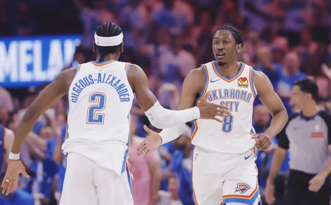 满了悬念 满了悬念