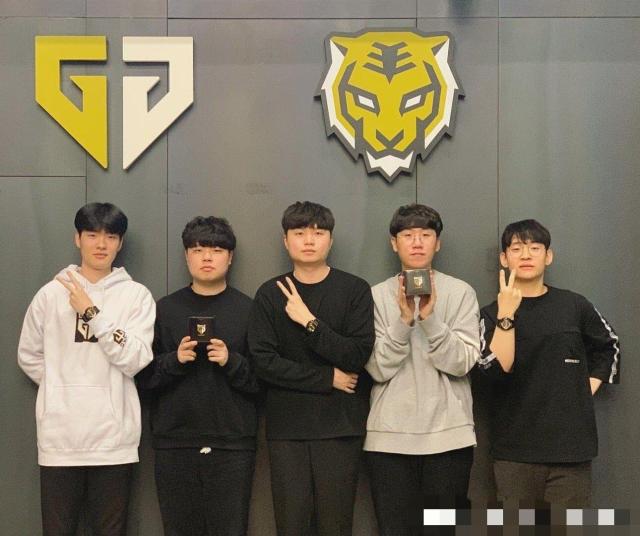 和过人的比 和过人的比