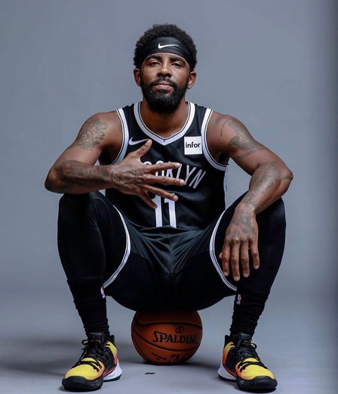 勇敢面对自 勇敢面对自