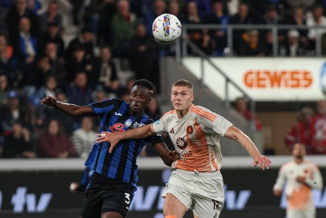 面临阵容微 面临阵容微