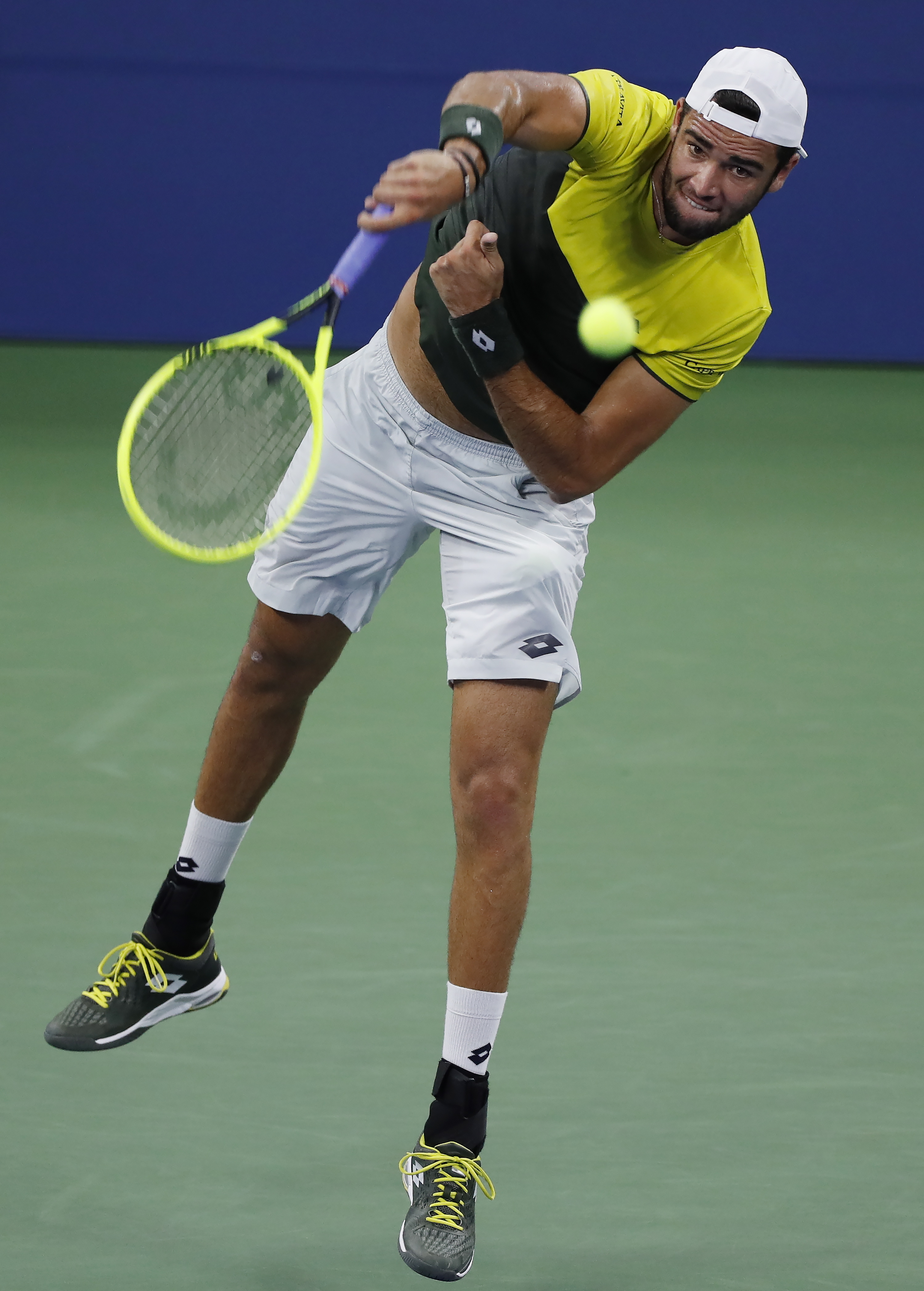 尤其是在英 尤其是在英